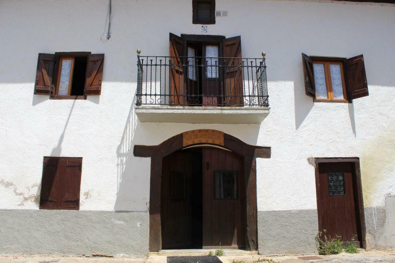 Maison d'hôtes Lazkotzenea à Mezkiriz Extérieur photo